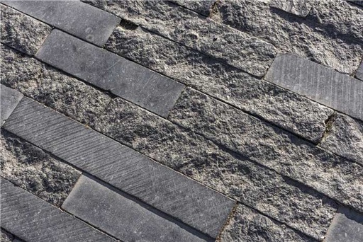 [NAT.133.0031] Kilkenny gekloven strips VL/5/5